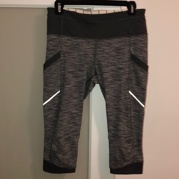 lululemon striped crop leggings - Picture 3 of 5